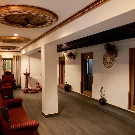 Best Heritage Home Iritti ภายนอก รูปภาพ